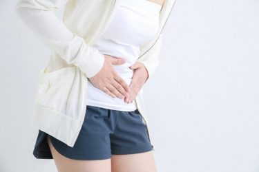 腫瘍のため、左卵巣を摘出。タイミング療法と体外受精、どちらの方法を選ぶべき？【医師監修】